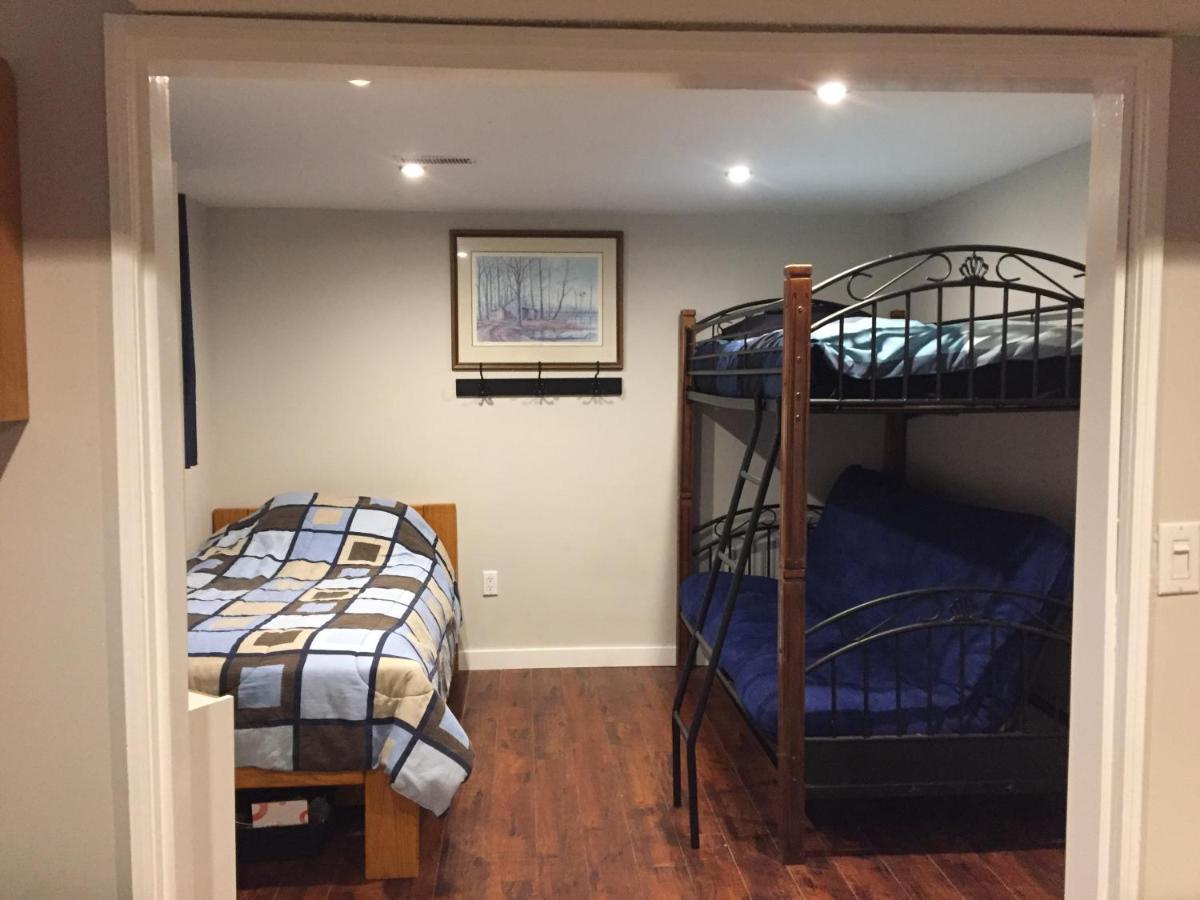 The Calgary Hub Hostel Style Home מראה חיצוני תמונה
